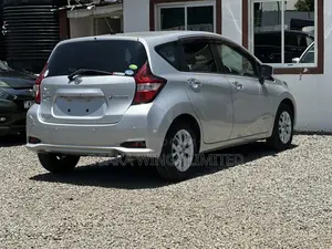 Nissan Note 1.2 Hybrid 2019 Silver