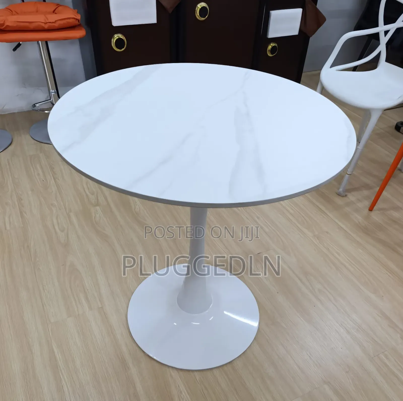 Marble Pedestal Dining Table.
