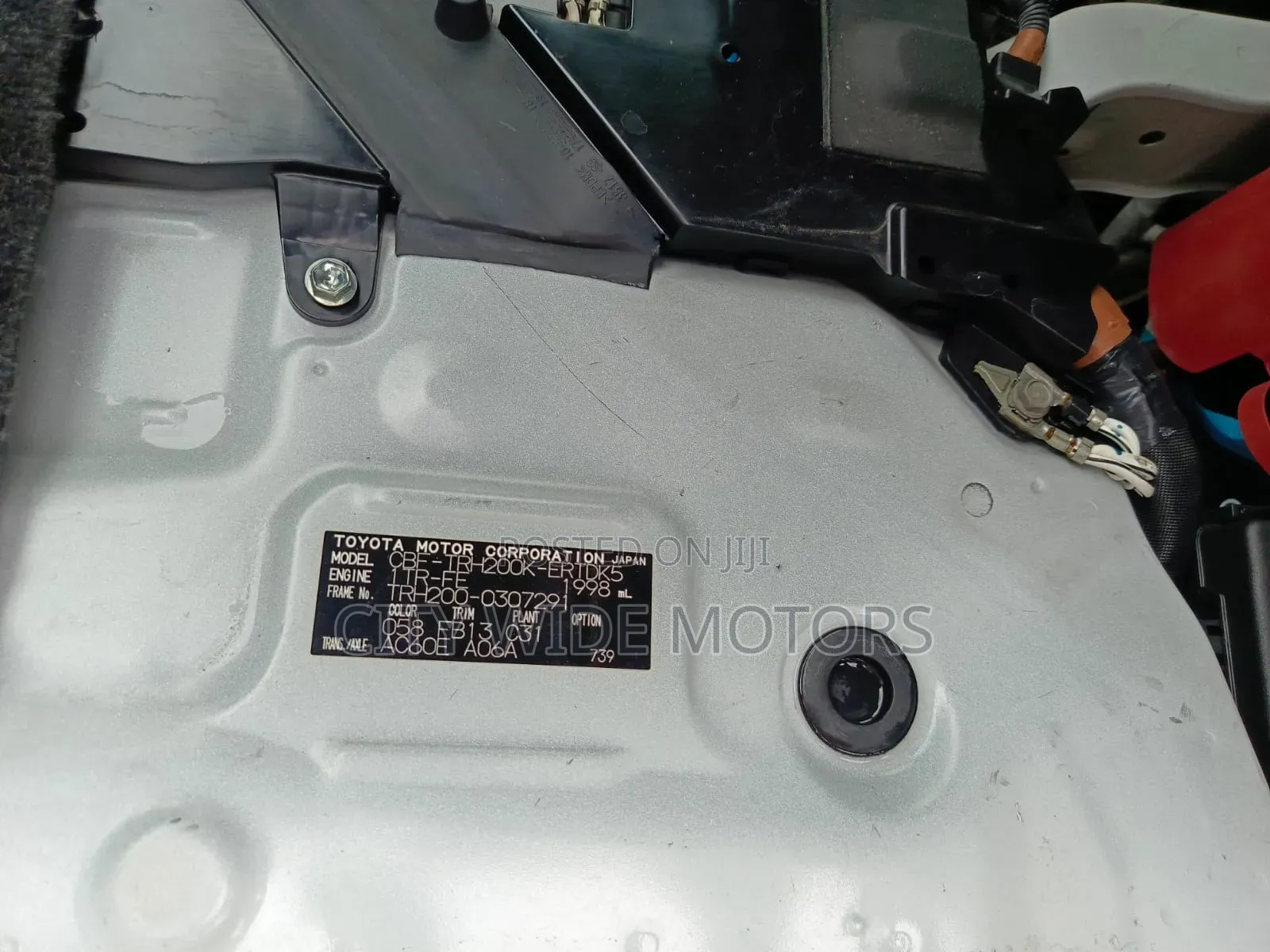 Toyota HiAce 2019 White