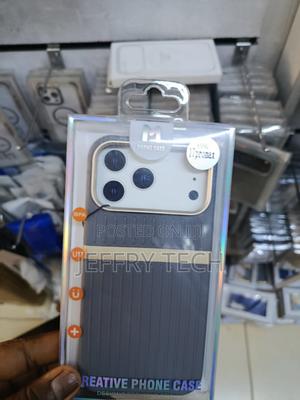 Vegan Case for iPhone 17 Pro Max – Leather Textured -Black - thumbnail 2