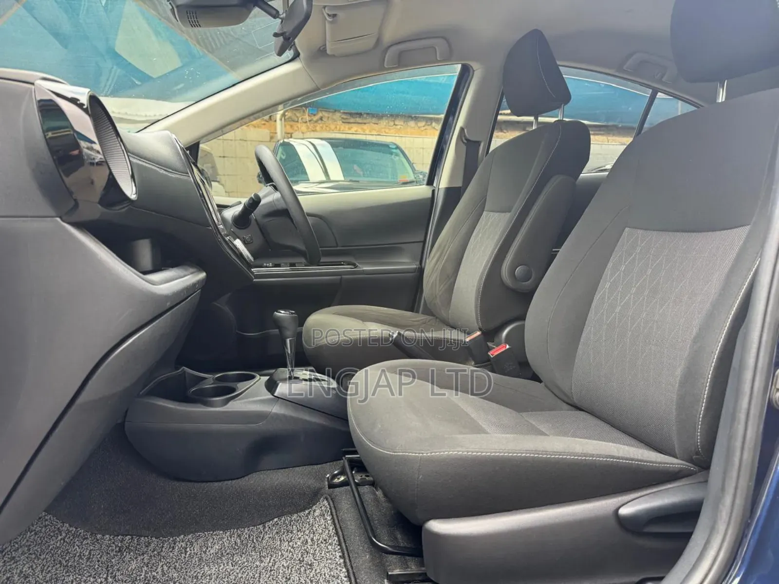 Toyota Aqua 2019 Blue