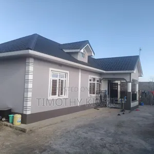 2bdrm Bungalow in Gatuanyaga for sale