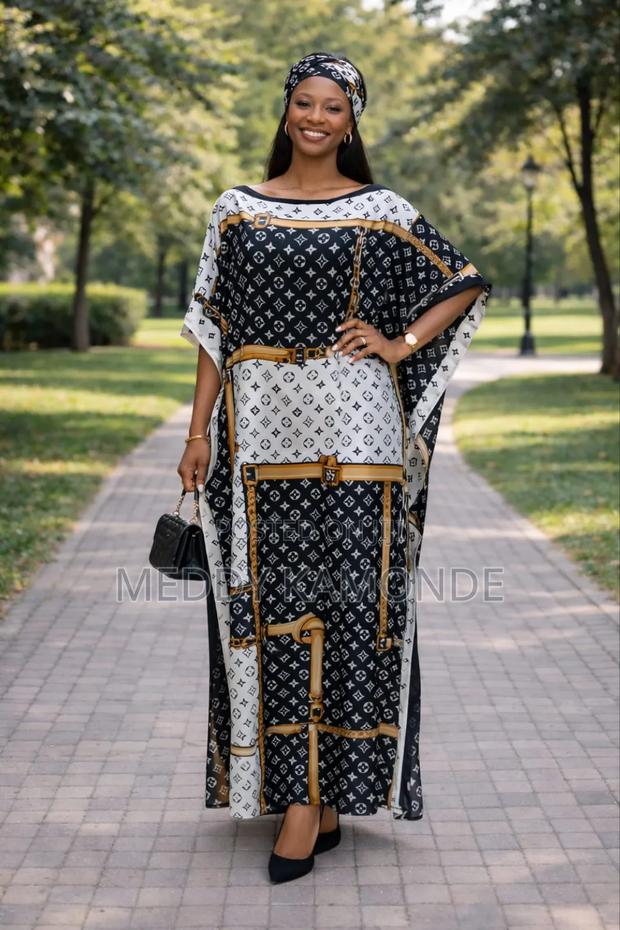 Elegant Silk Deras - main view