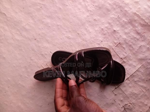 Flat Slide Sandles - thumbnail 3
