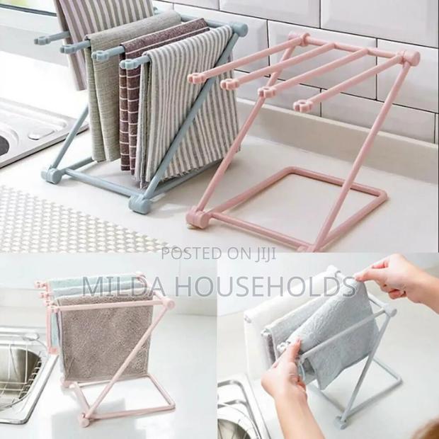 Free Standing Towel Rack Holder.