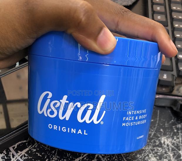 Astral Intensive Moisturizer Original - thumbnail 3