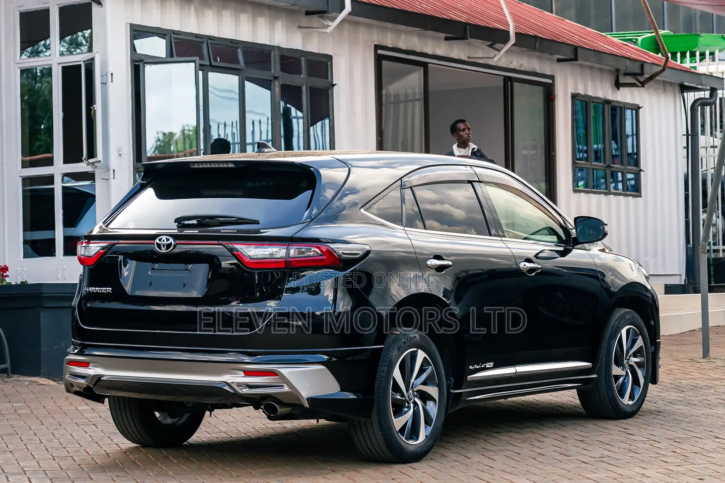 Toyota Harrier 2.0 Turbo 2019 Black