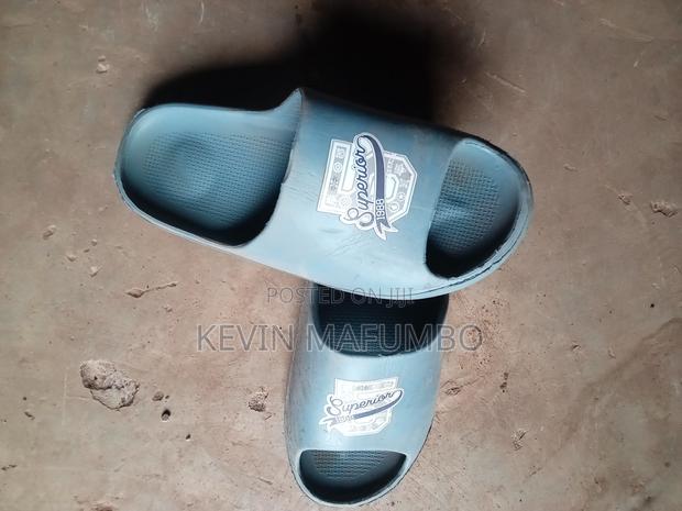 Flat Open Sandles - thumbnail 2