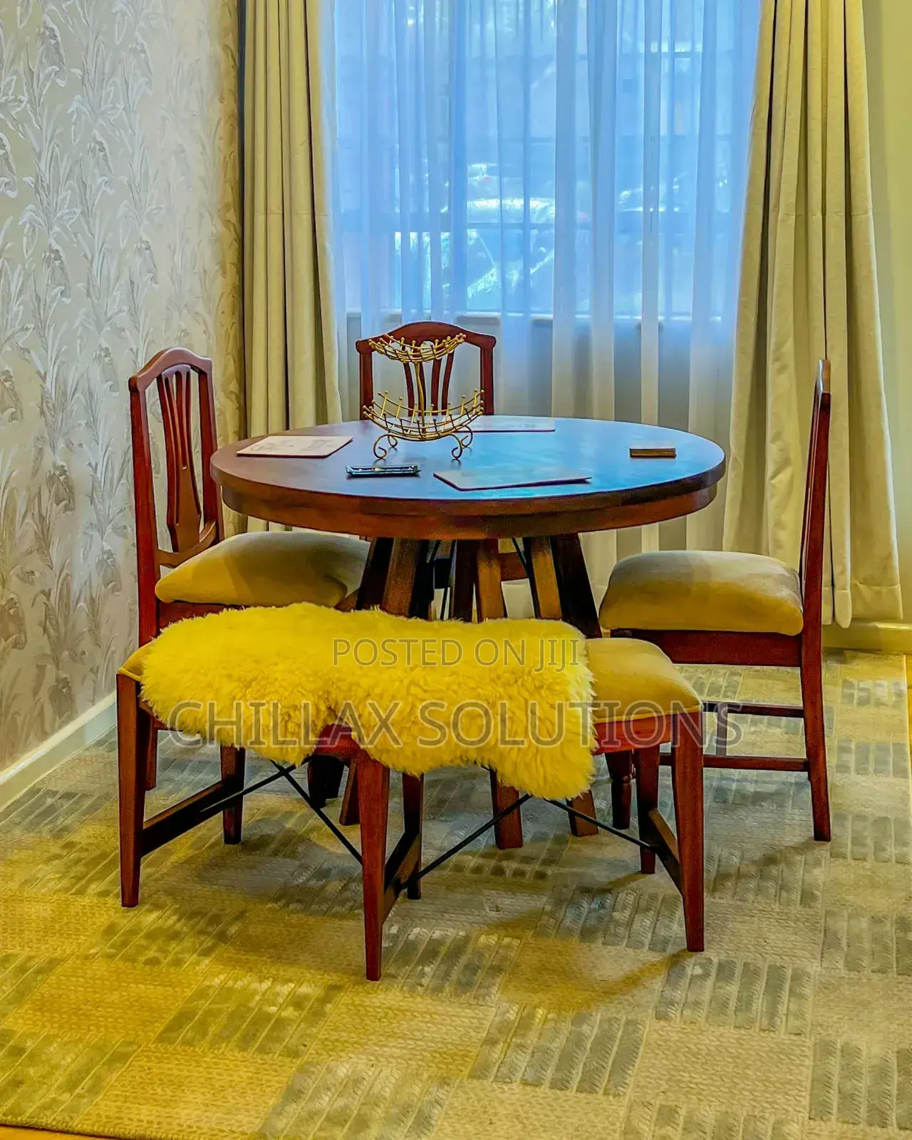 Executive 2 Bedroom Airbnb, Dennis Pritt, State House