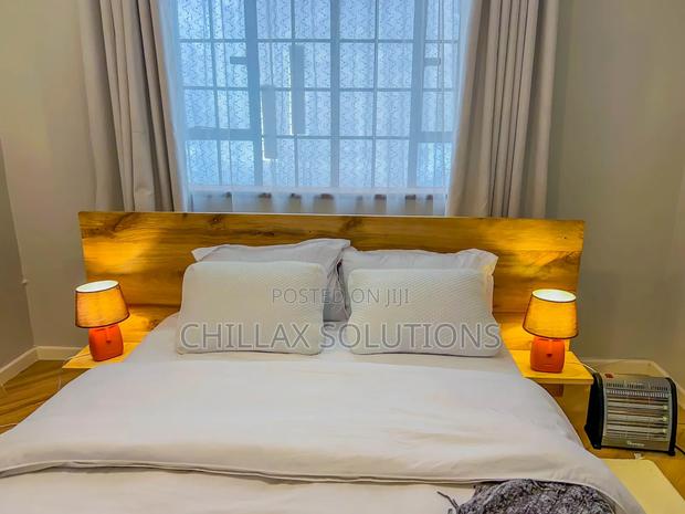 Executive 2 Bedroom Airbnb, Dennis Pritt, State House - thumbnail 8