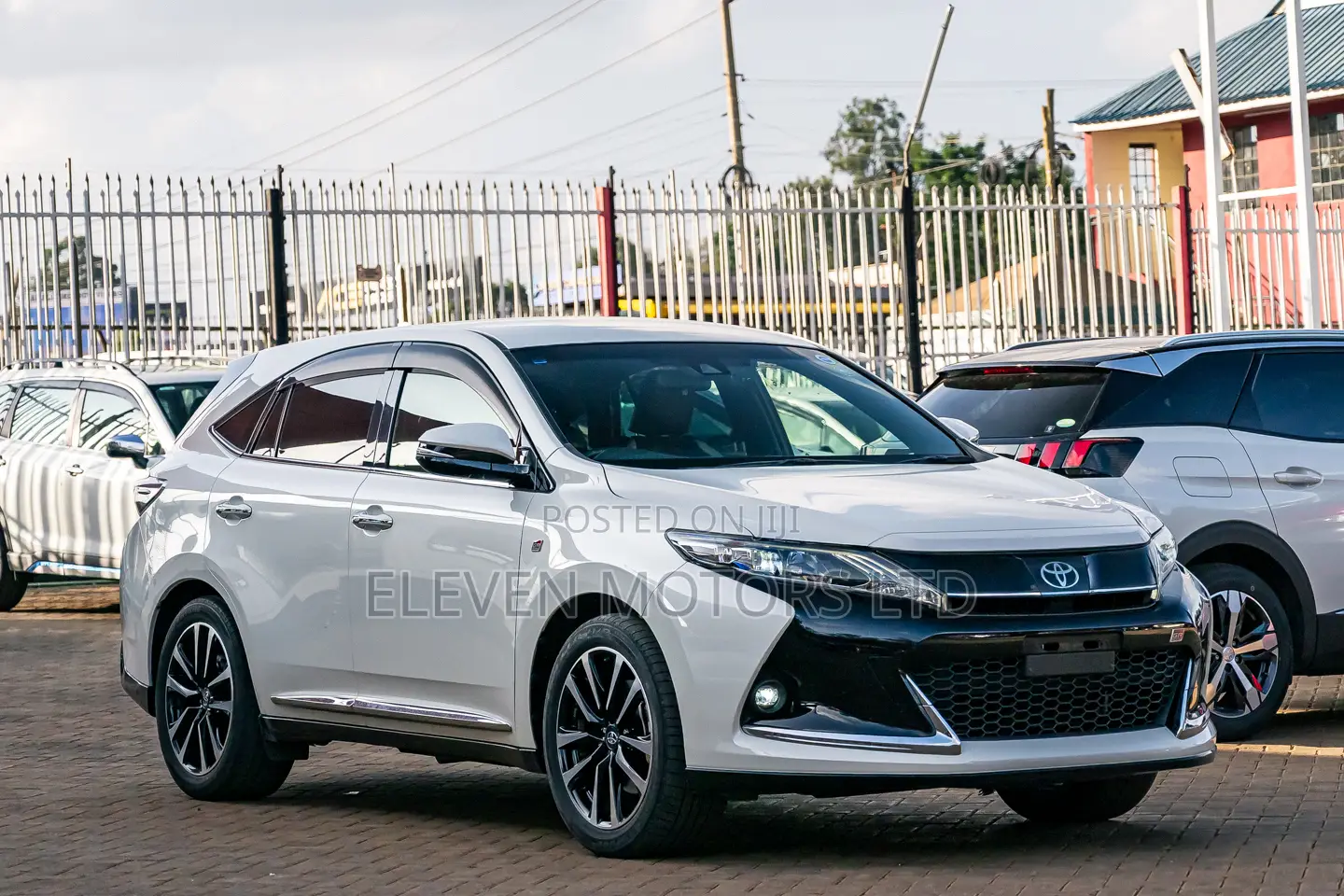 Toyota Harrier 2.0 Turbo GR Sport 2019 White