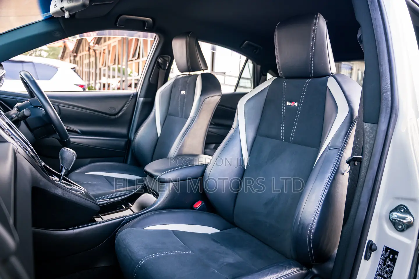 Toyota Harrier 2.0 Turbo GR Sport 2019 White