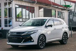 Toyota Harrier 2.0 Turbo GR Sport 2019 White