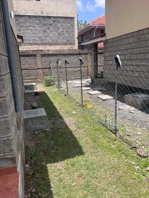 4bdrm Maisonette in Hotel 67 Area for sale