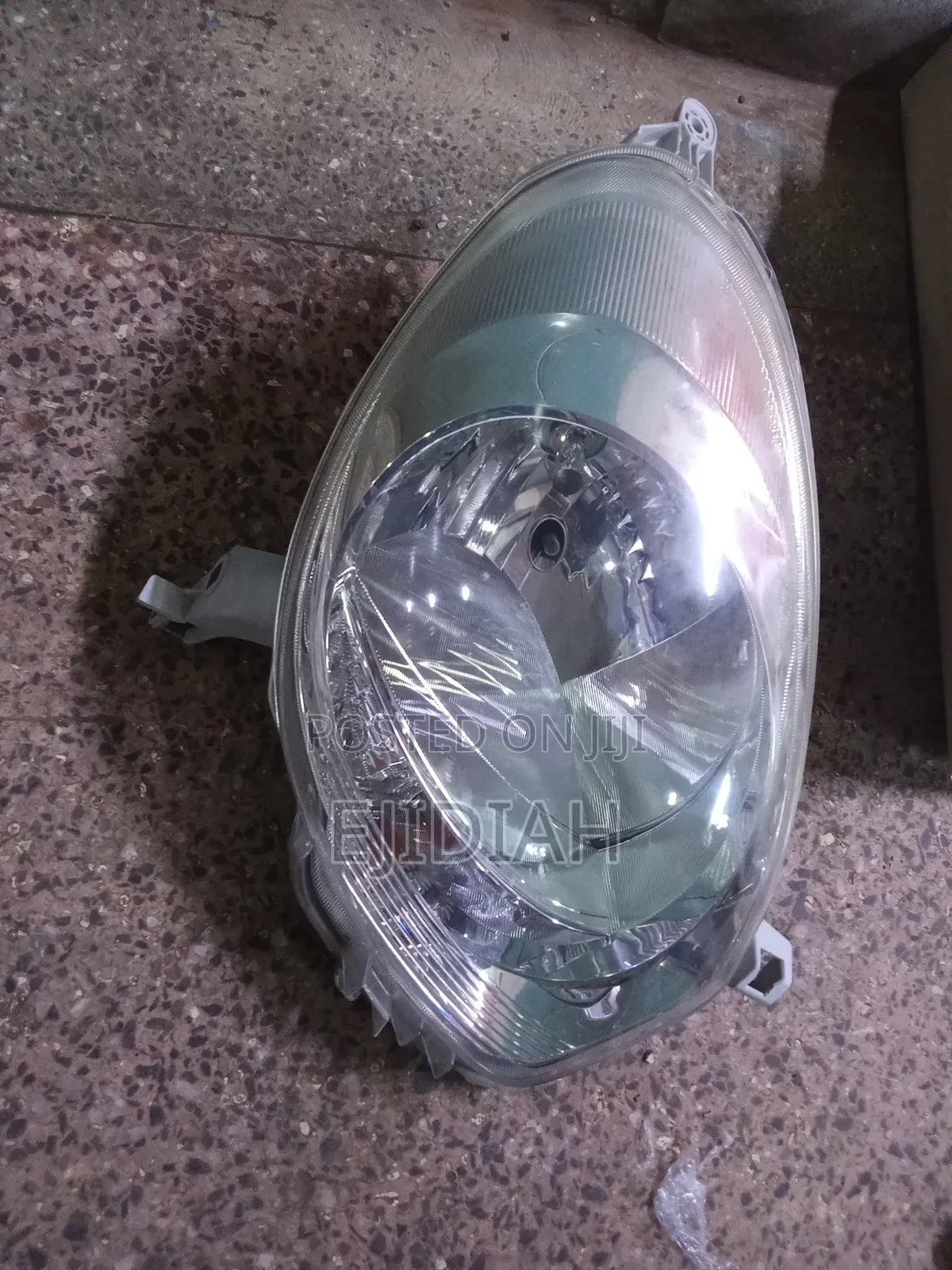 Passo Headlights