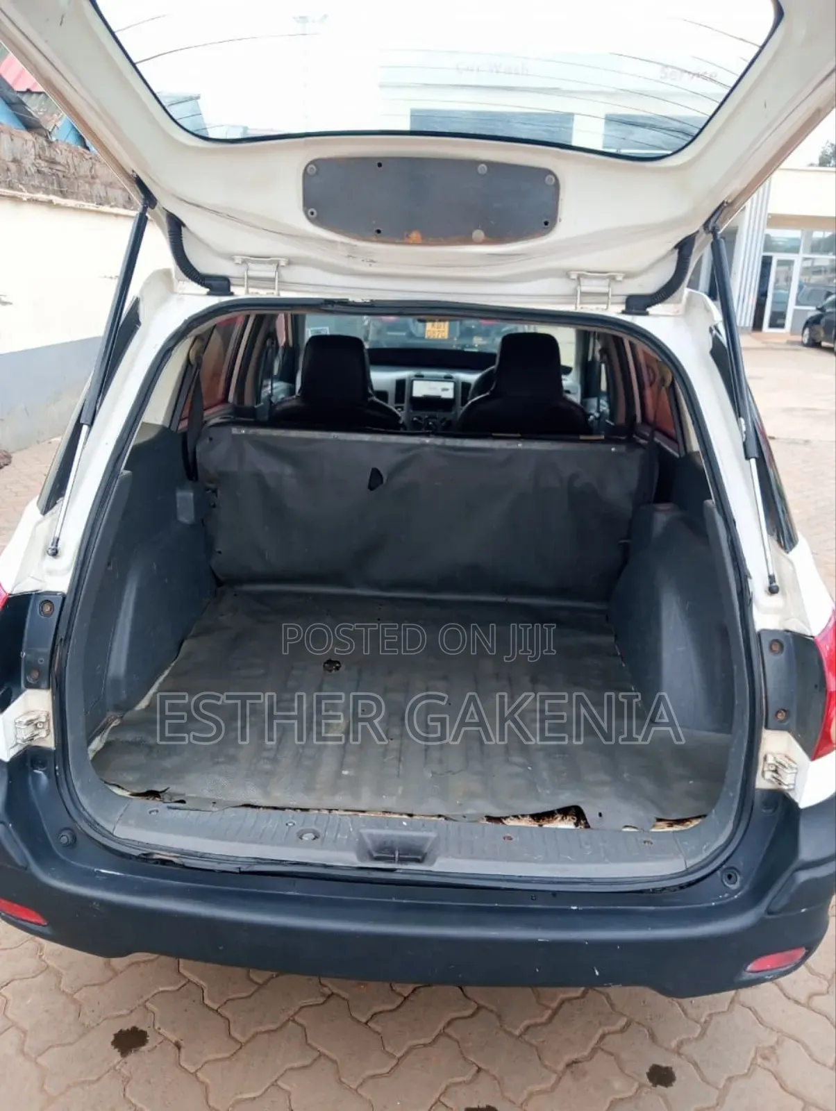 Nissan Advan 2009 White