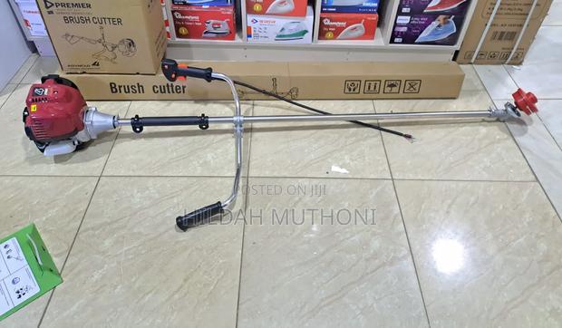 Premier Brush Cutter Side Bar Machine With Bush Chopper 2 Strokes - main view