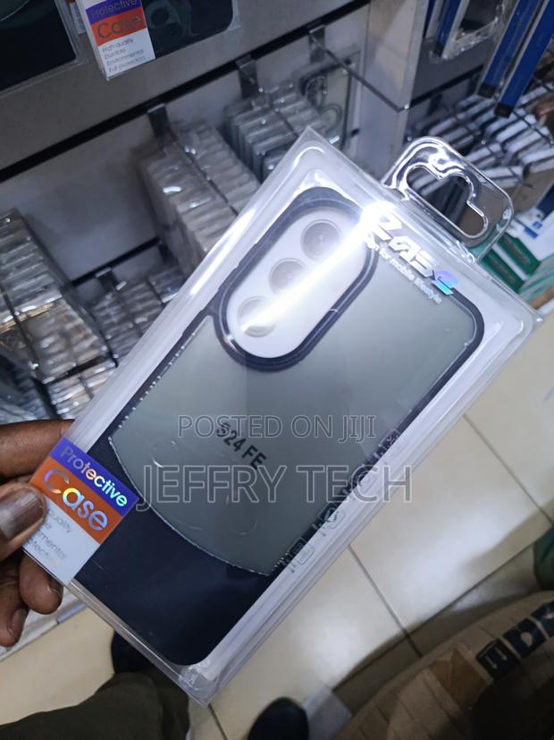 Copike Matte Case for Samsung Galaxy S24 Fe 2 in 1 Design - thumbnail 3