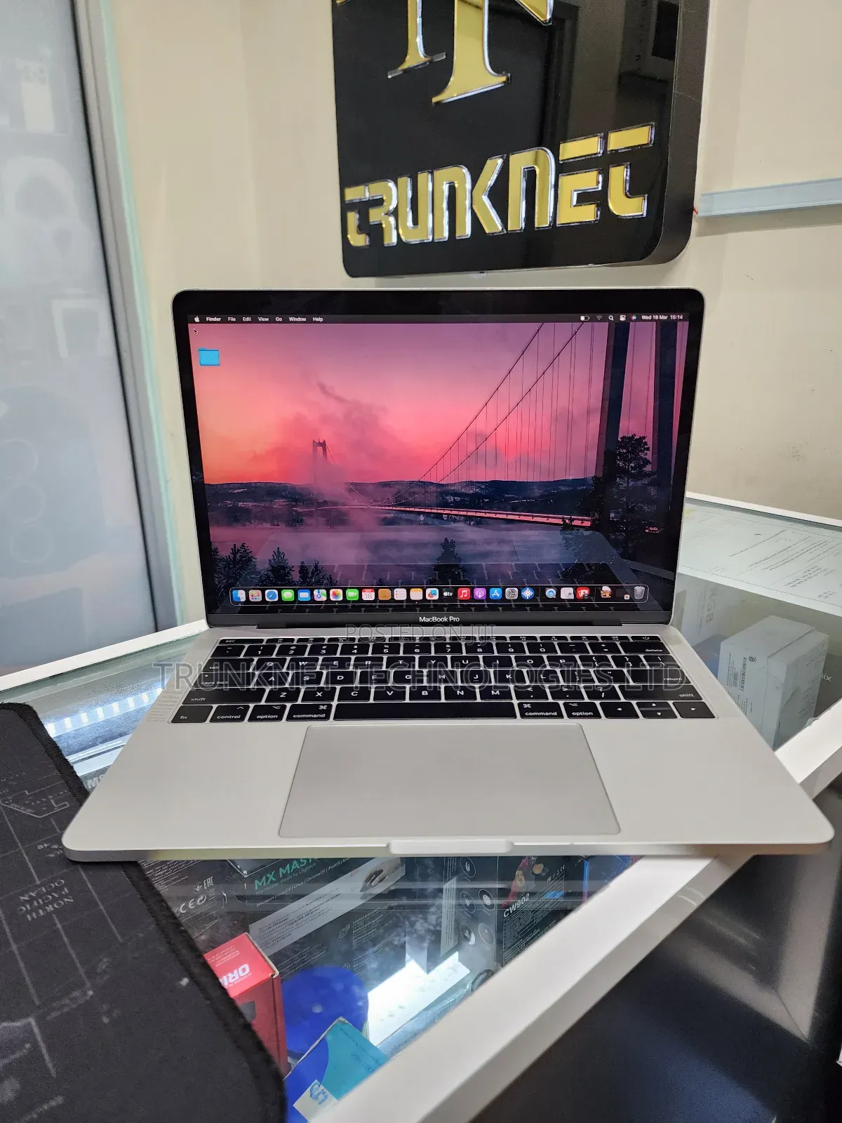 Laptop Apple MacBook Pro 2017 16GB Intel Core i7 SSD 256GB