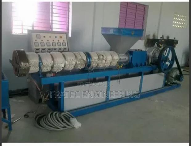 Plastic Extruder Machine - main view