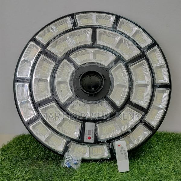 Reliable Quality 5000w Outdoor Security Round Led Solar Street Light