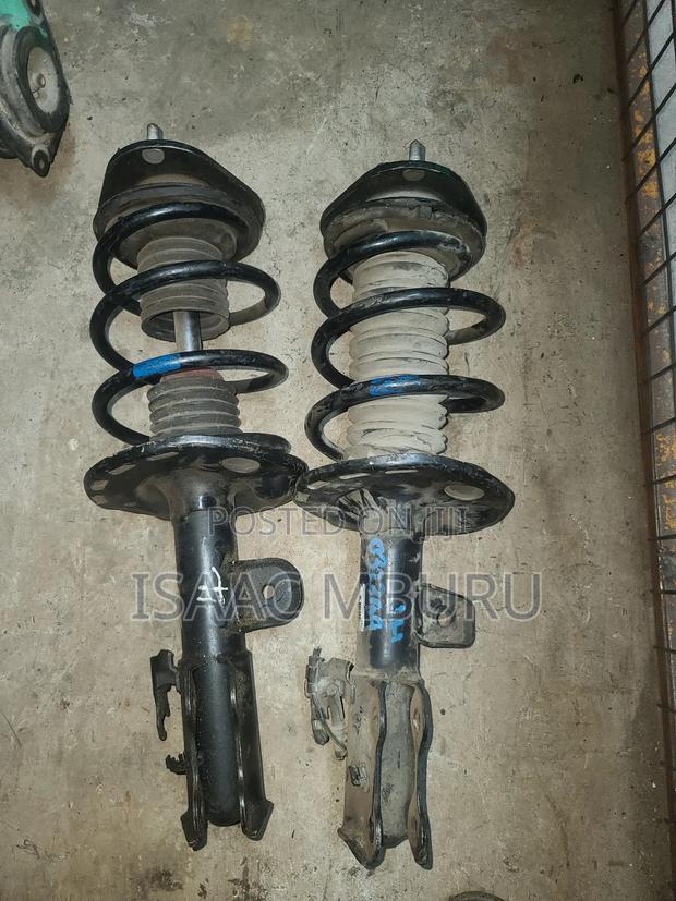 Front Toyota Auris 2016 Shocks.