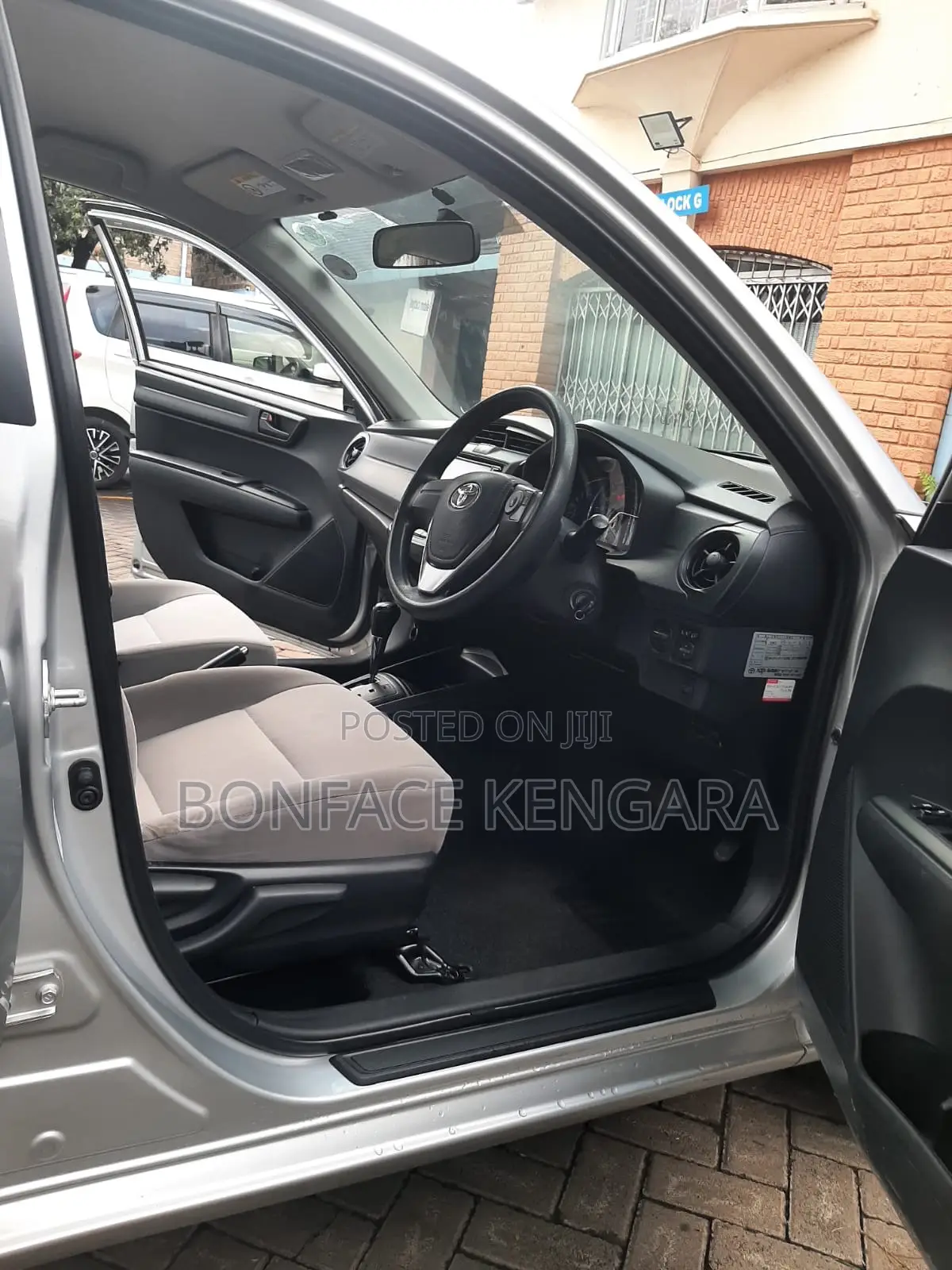 Toyota Axio 2017 Silver