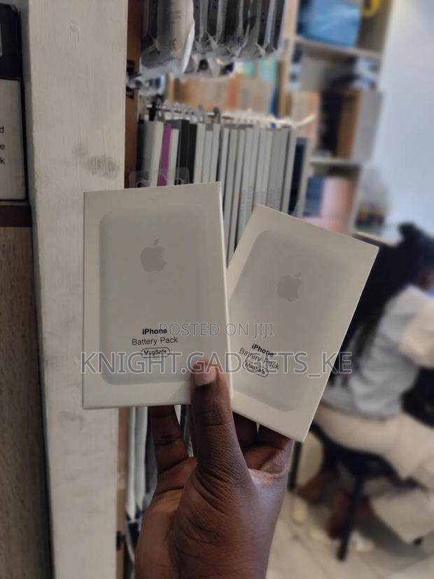 Apple 10kmah Magsafe Power Bank - thumbnail 2