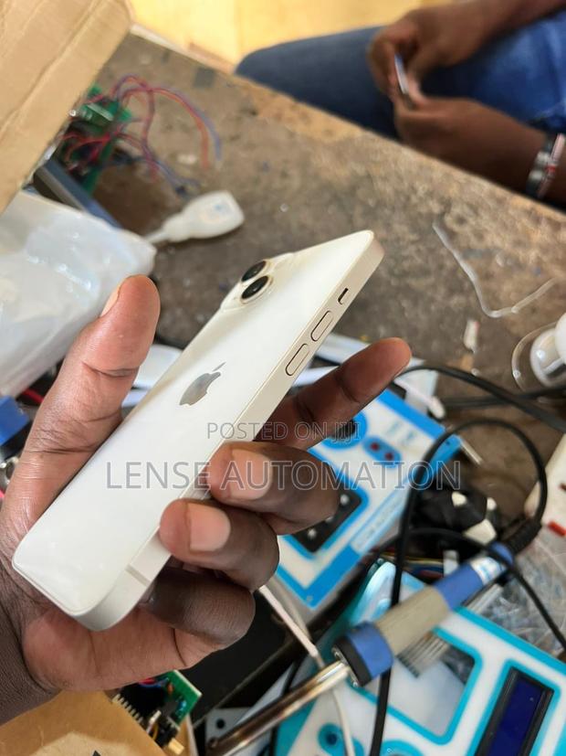 Apple iPhone 14 128 GB White - thumbnail 4