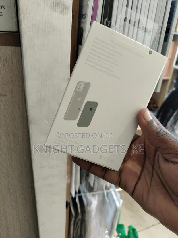 Magsafe iPhone Battery Pack!! - thumbnail 2
