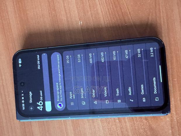 Google Pixel 9 Pro Fold 256 GB Black - thumbnail 2