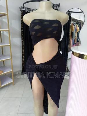 Selling Dresses - thumbnail 2