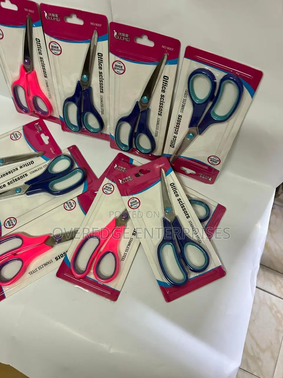 Scissors for Cutting
