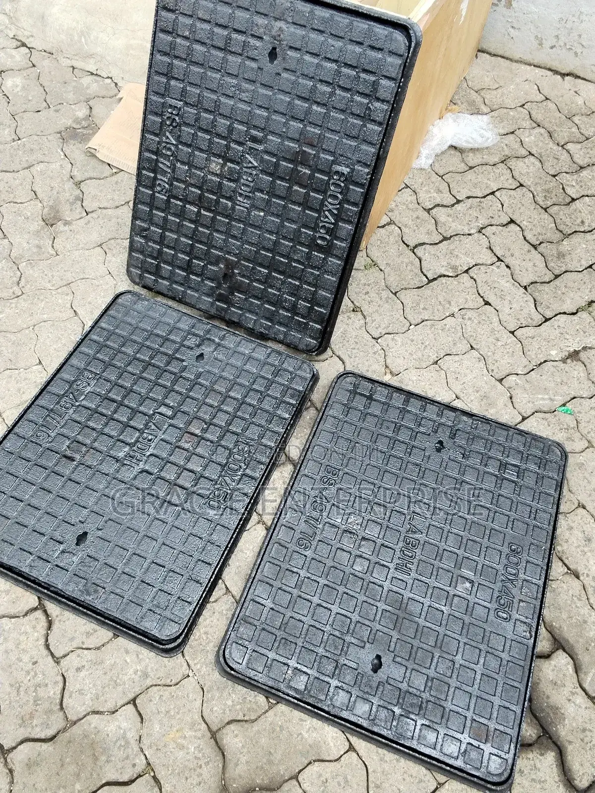 600×450 Cast Iron Manhole Cover
