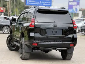 Toyota Land Cruiser Prado 2.7 2019 Black