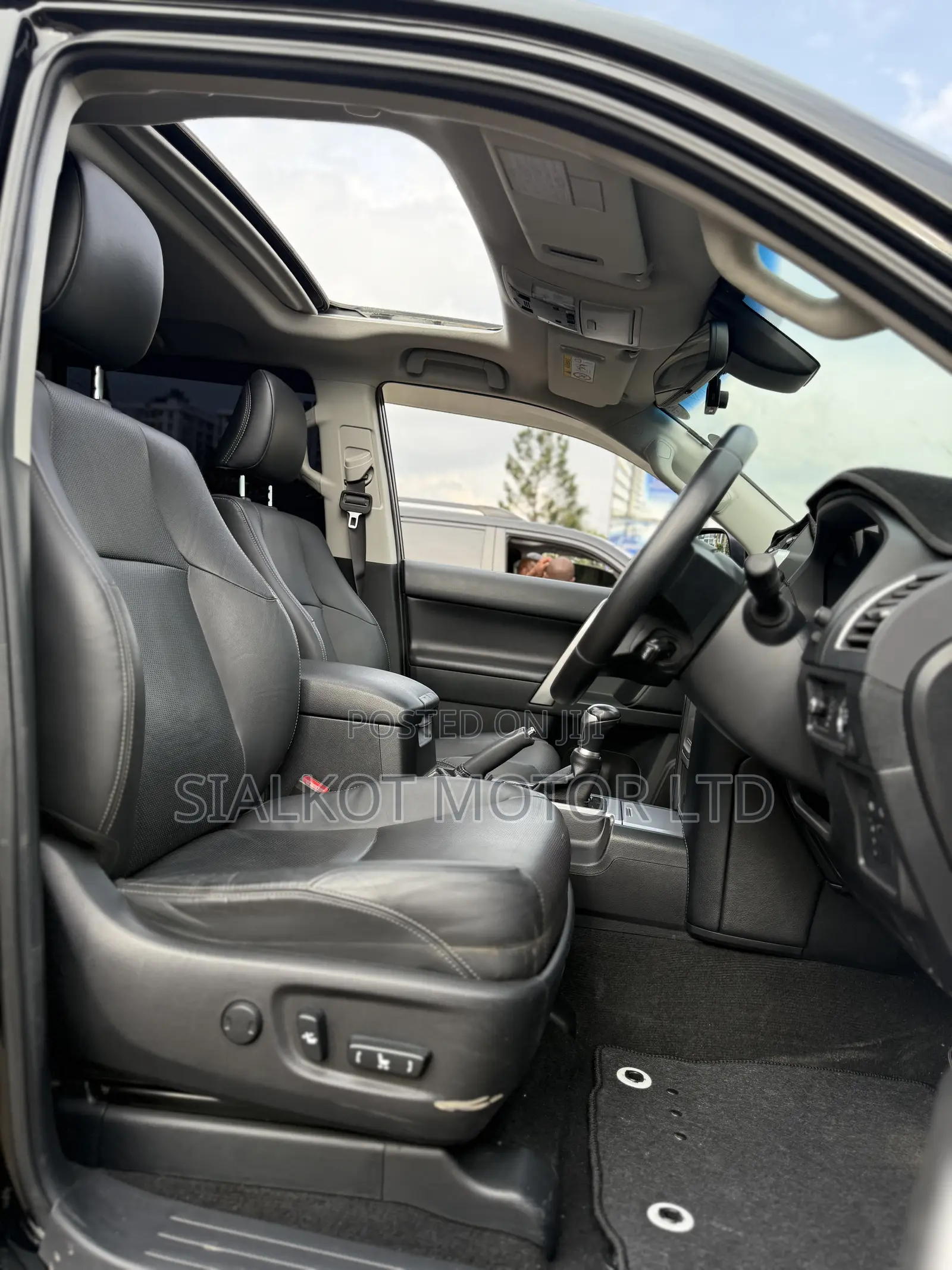 Toyota Land Cruiser Prado 2.7 2019 Black