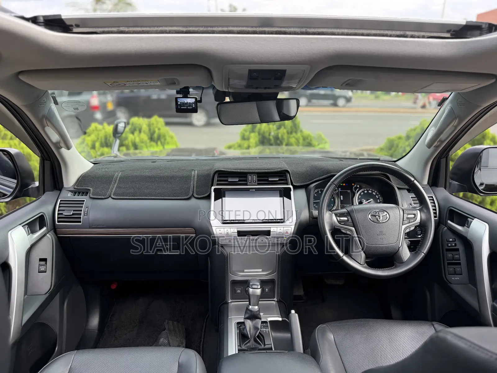Toyota Land Cruiser Prado 2.7 2019 Black