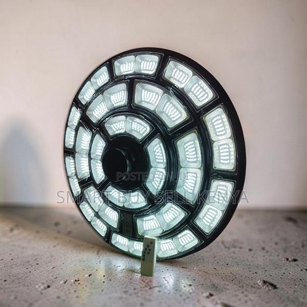 High Brightness Automatic 5000w Security Round Led Solar Street Light - main view