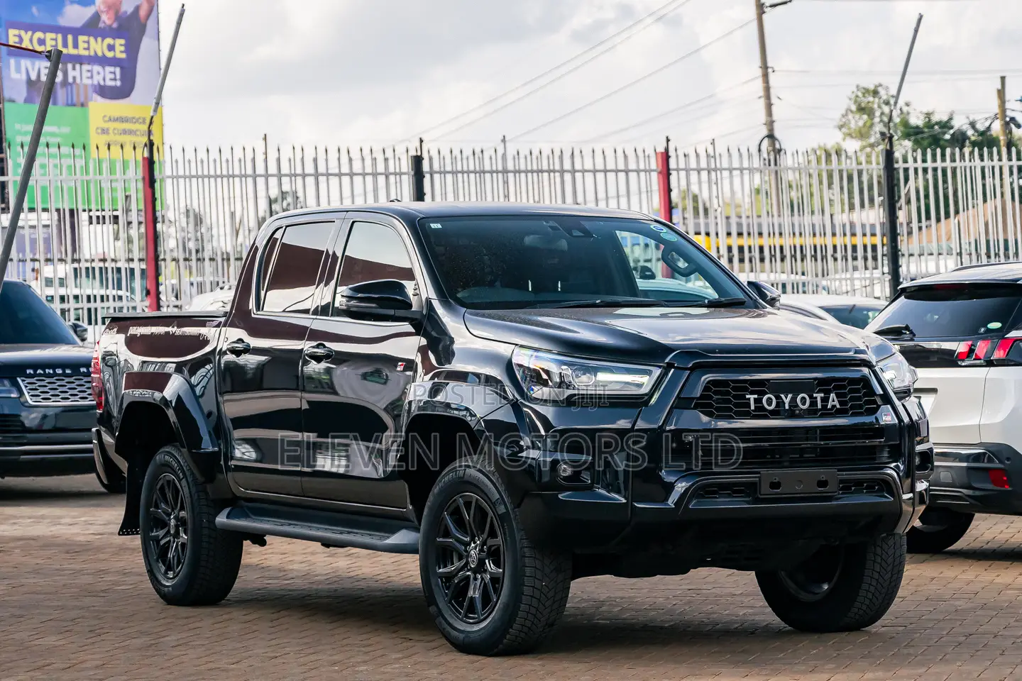 Toyota Hilux 2021 Black