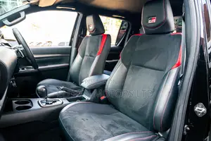 Toyota Hilux 2021 Black
