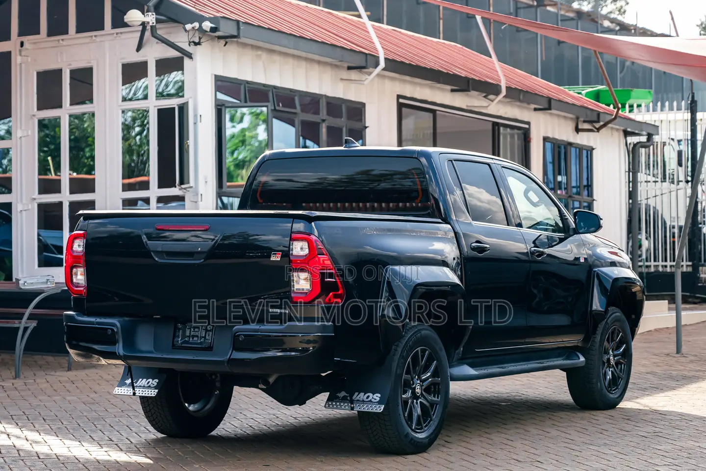 Toyota Hilux 2021 Black