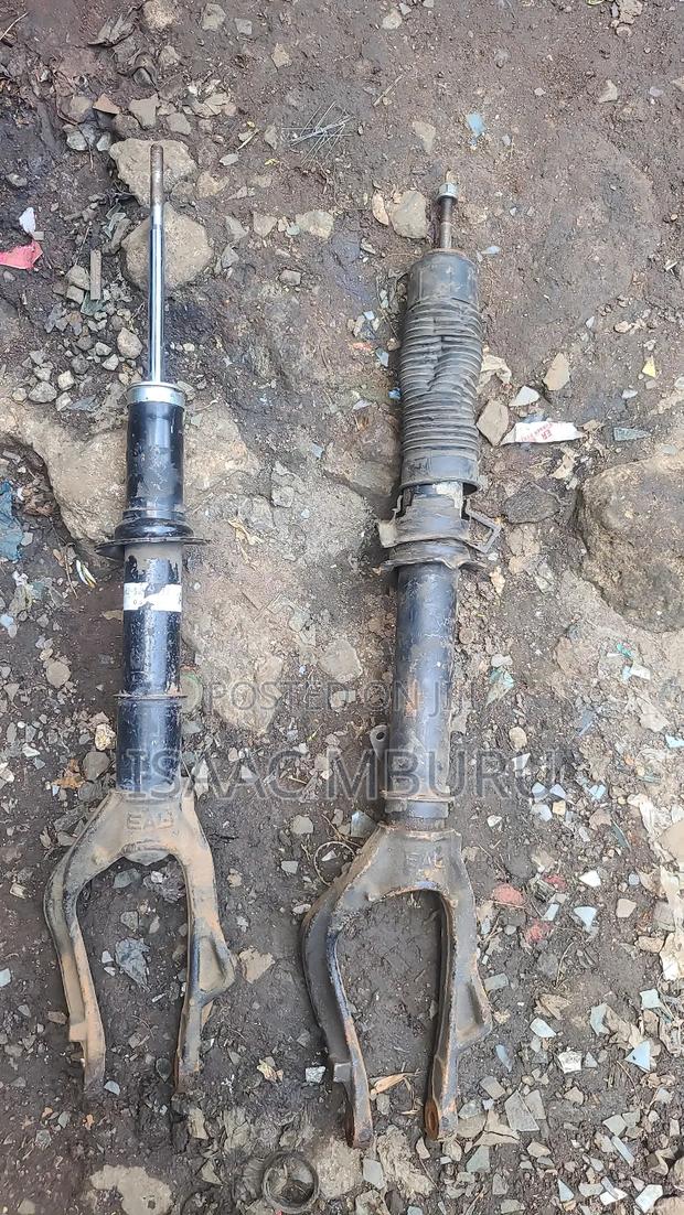 Front Honda Accord 2013 Shocks.