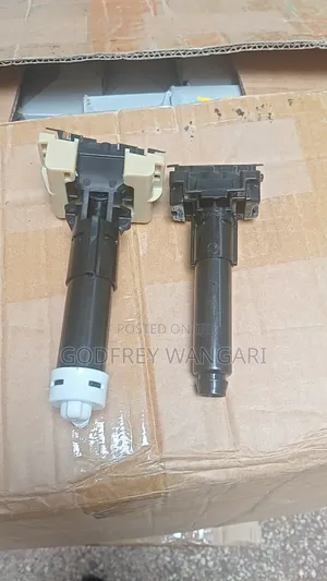 2012-2016/2017 on Wards Head Lamp Washer Nozzles