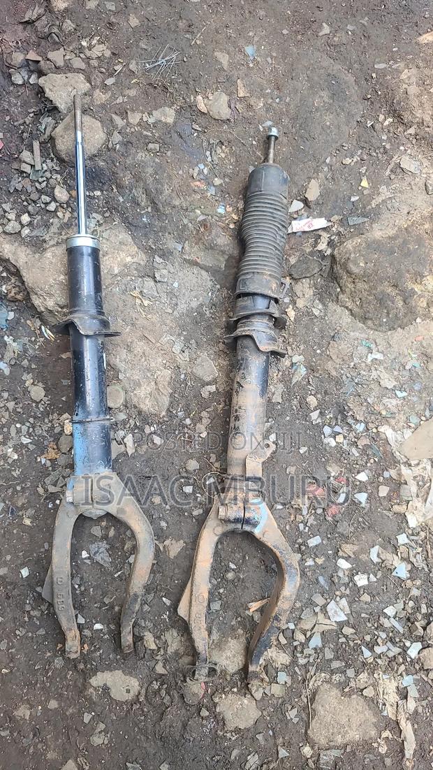 Front Honda Accord 2013 Shocks. - thumbnail 2