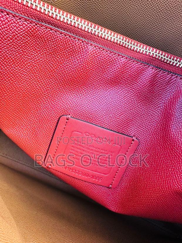Authentic Coach Mollie Tote Bag in Signature Canvas - thumbnail 6