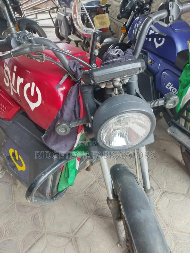 Motorcycle 2024 Red - thumbnail 4