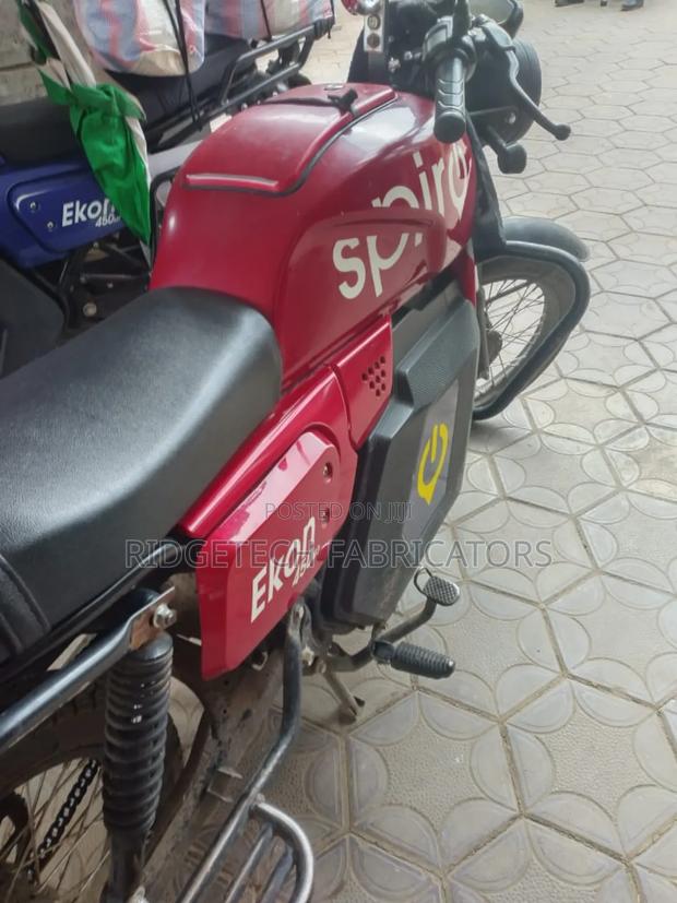 Motorcycle 2024 Red - thumbnail 5