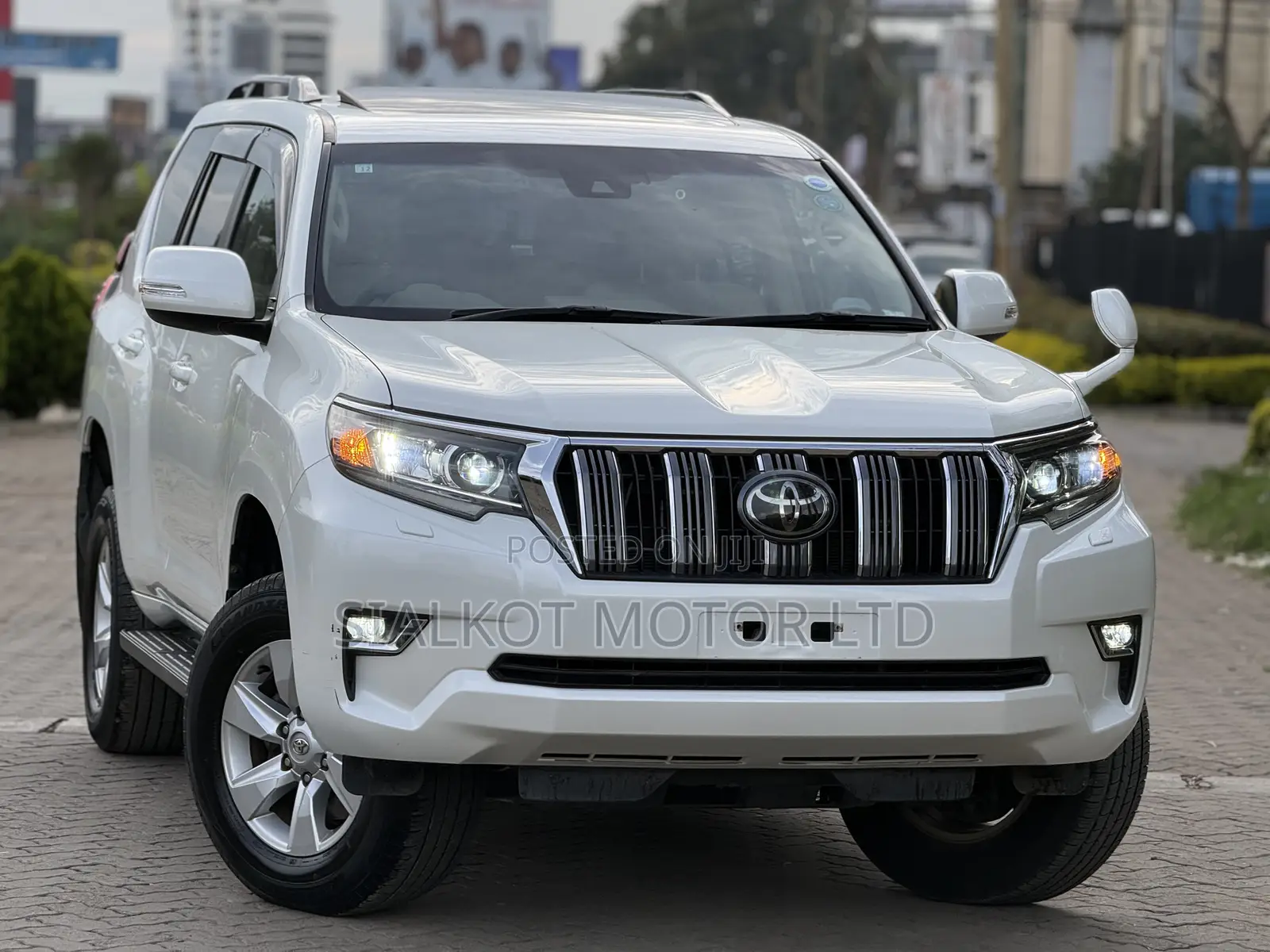 Toyota Land Cruiser Prado 2.7 2020 White