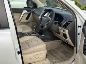 Toyota Land Cruiser Prado 2.7 2020 White