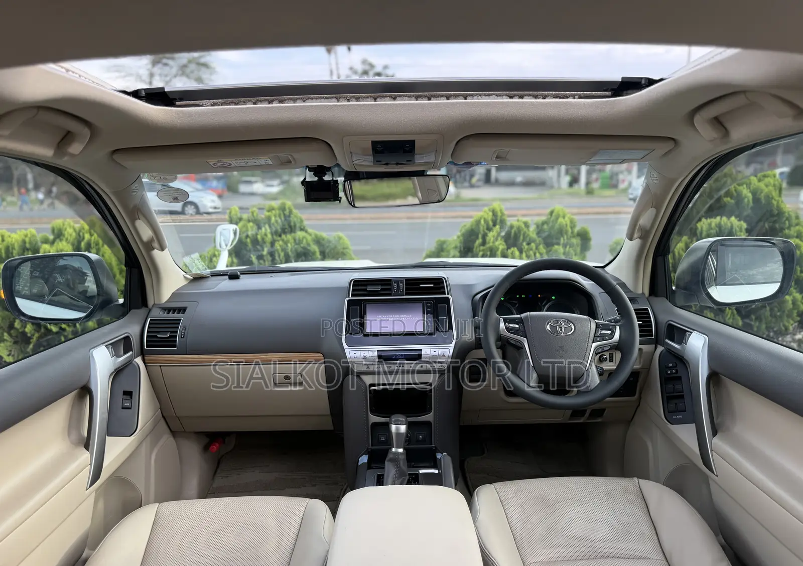 Toyota Land Cruiser Prado 2.7 2020 White